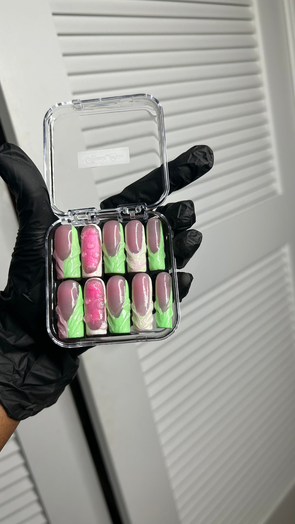Pink & green press on nails
