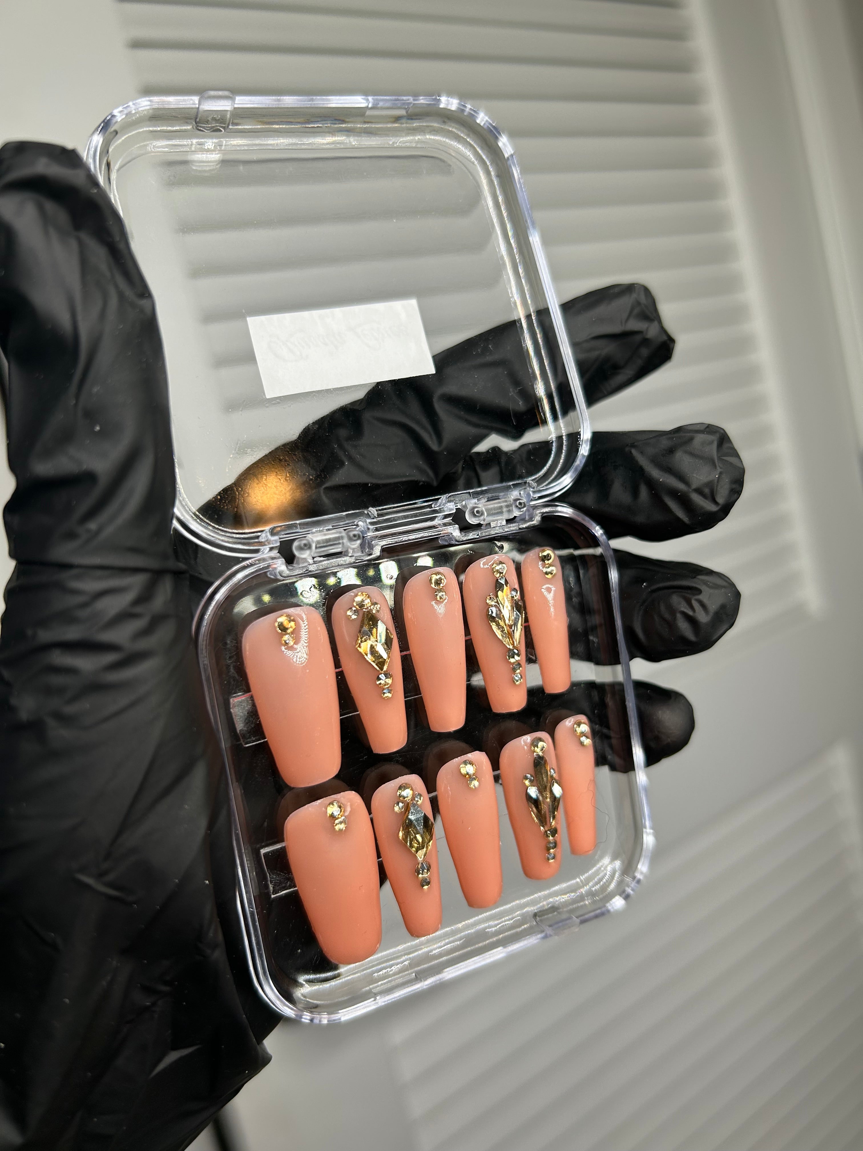Gold diamond press on nails
